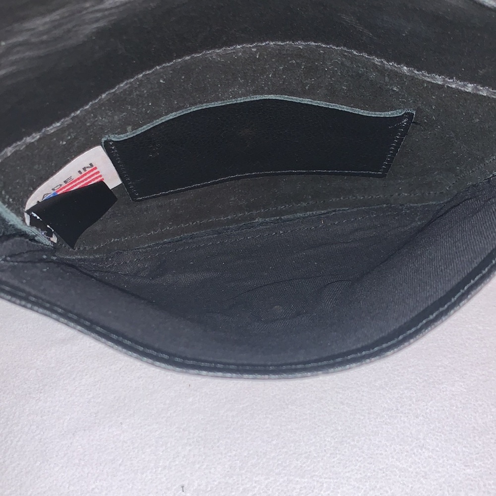 HARLEY-DAVIDSON BRAND NEW BLACK LEATHER PUSH LOCK BELT BAG - Picture 4 of 6